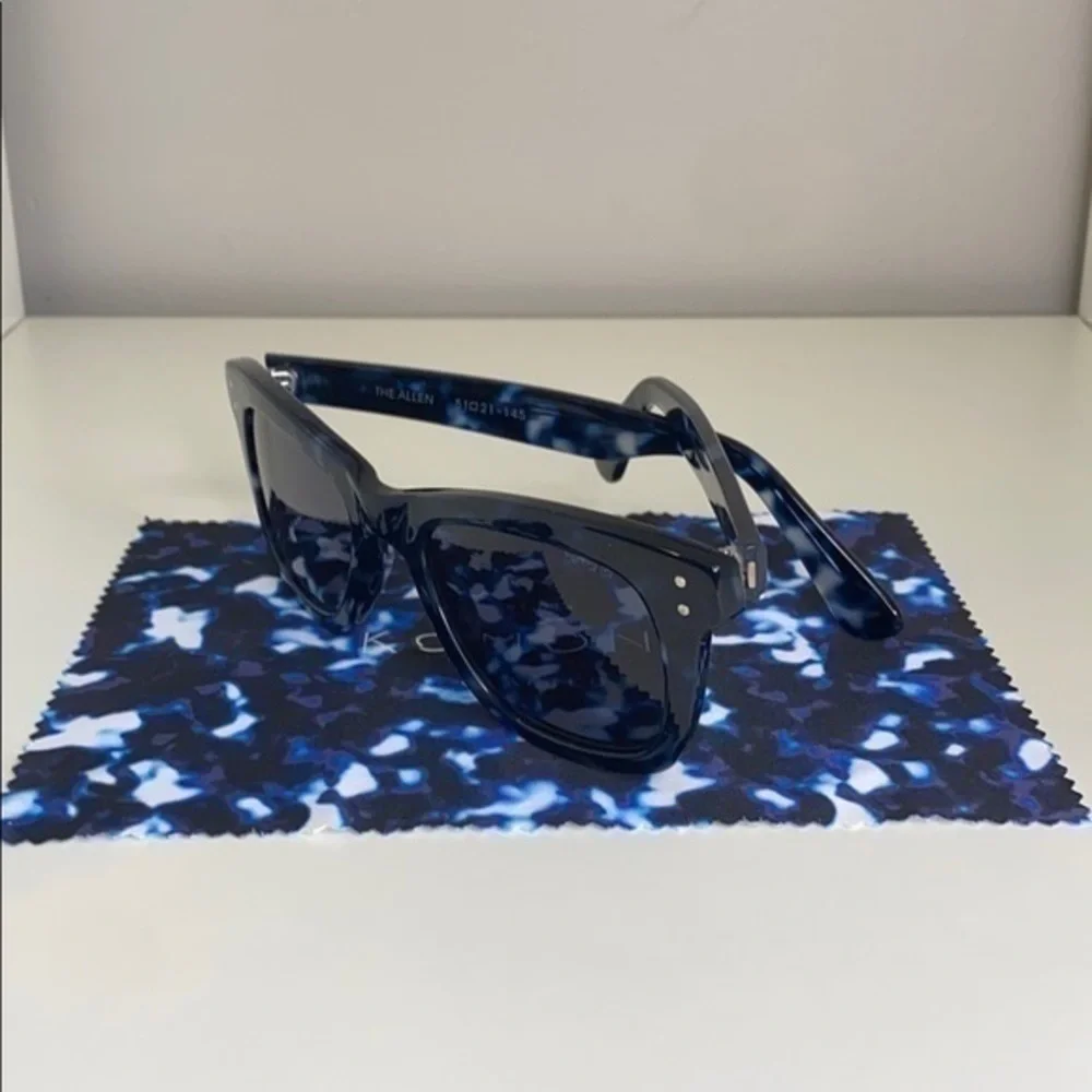KOMONO Allen Indigo Demi New Sunglasses blue rectangular frame